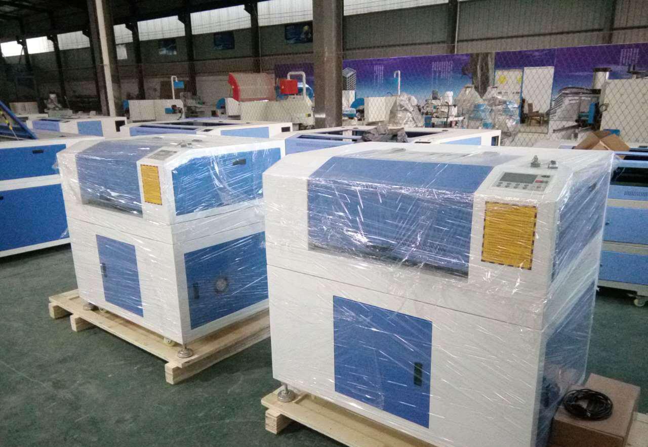 济南科贝 微型激光机皮革布料亚克力木板 4060小型激光切割机