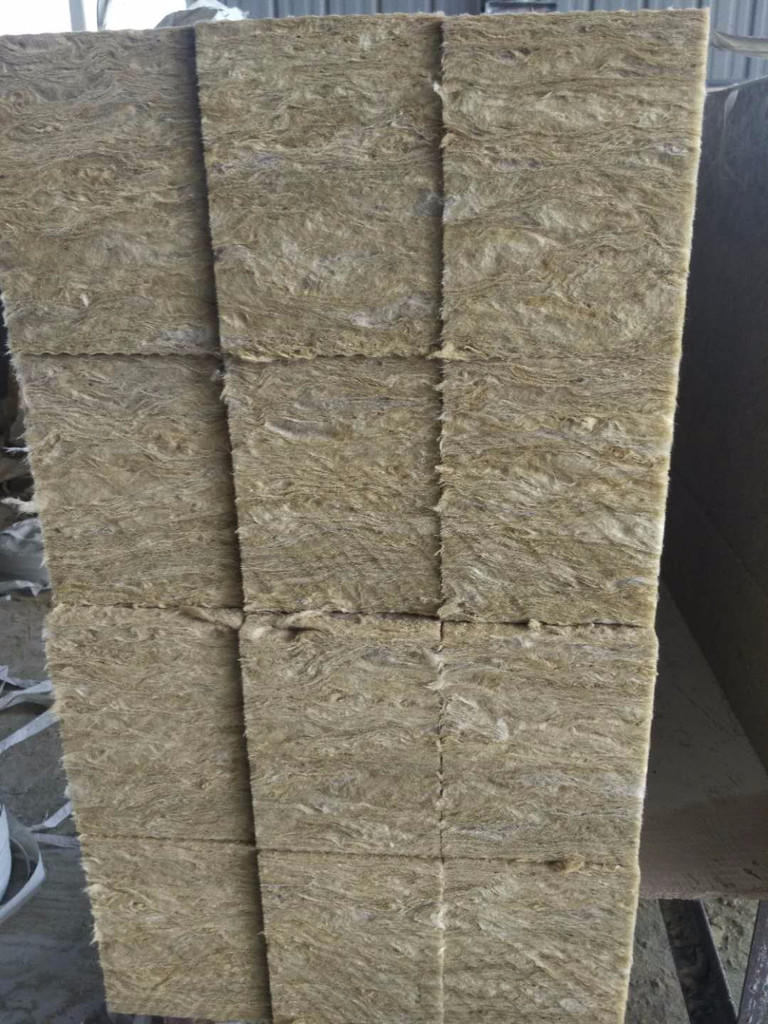 廊坊宏利---专业生产----新型建筑材料-岩棉复合板一体板-防火材料插丝岩棉板，岩棉条隔离带