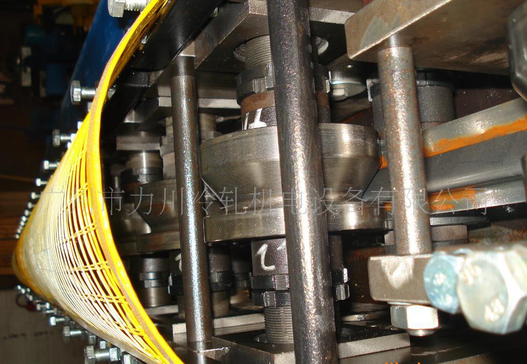 天花龙骨机 滚压成型机 辊压设备