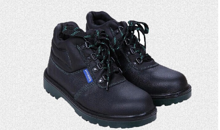 安全鞋厂家巴固霍尼韦尔 BC6240476 GLOBE黑色中帮安全鞋 休闲安全鞋 防静电，防砸，防穿刺，保暖内衬