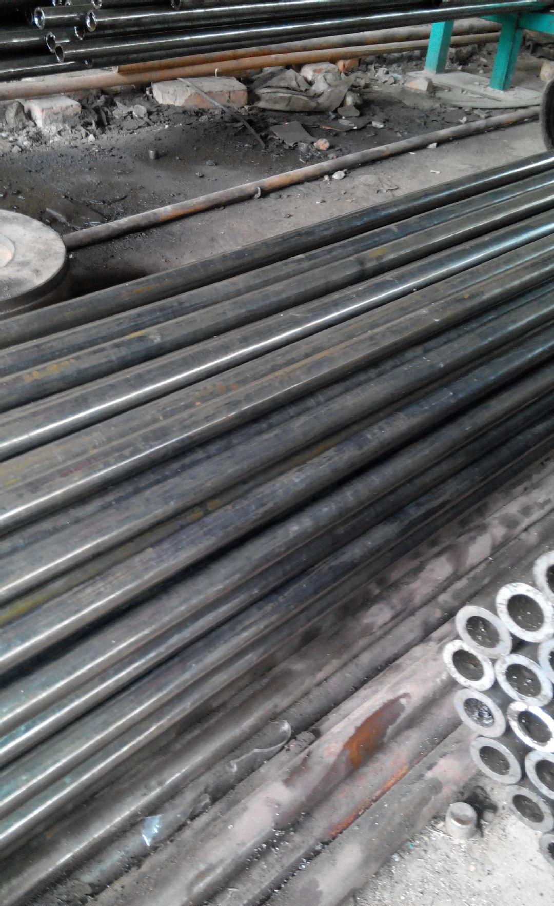 钢管厂家现货库存不同规格的高质量16Mn精密管 20#无缝钢管 无缝管 质优价廉 欢迎参观