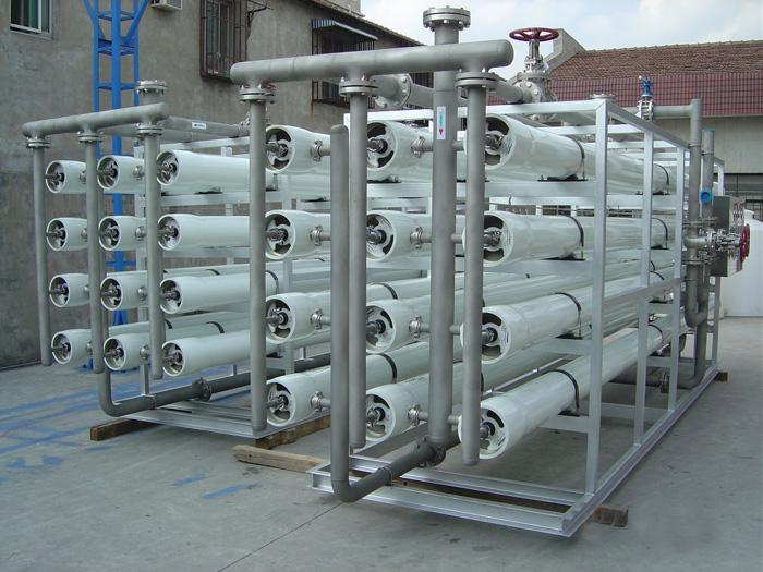供应反渗透设备、水处理设备，供应反渗透纯水设备