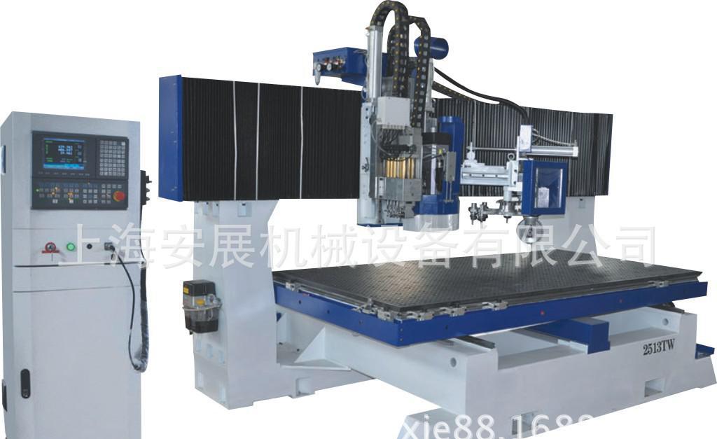 木工自动换刀雕刻机 木工自动换刀雕刻机CNC1325型号的湖北