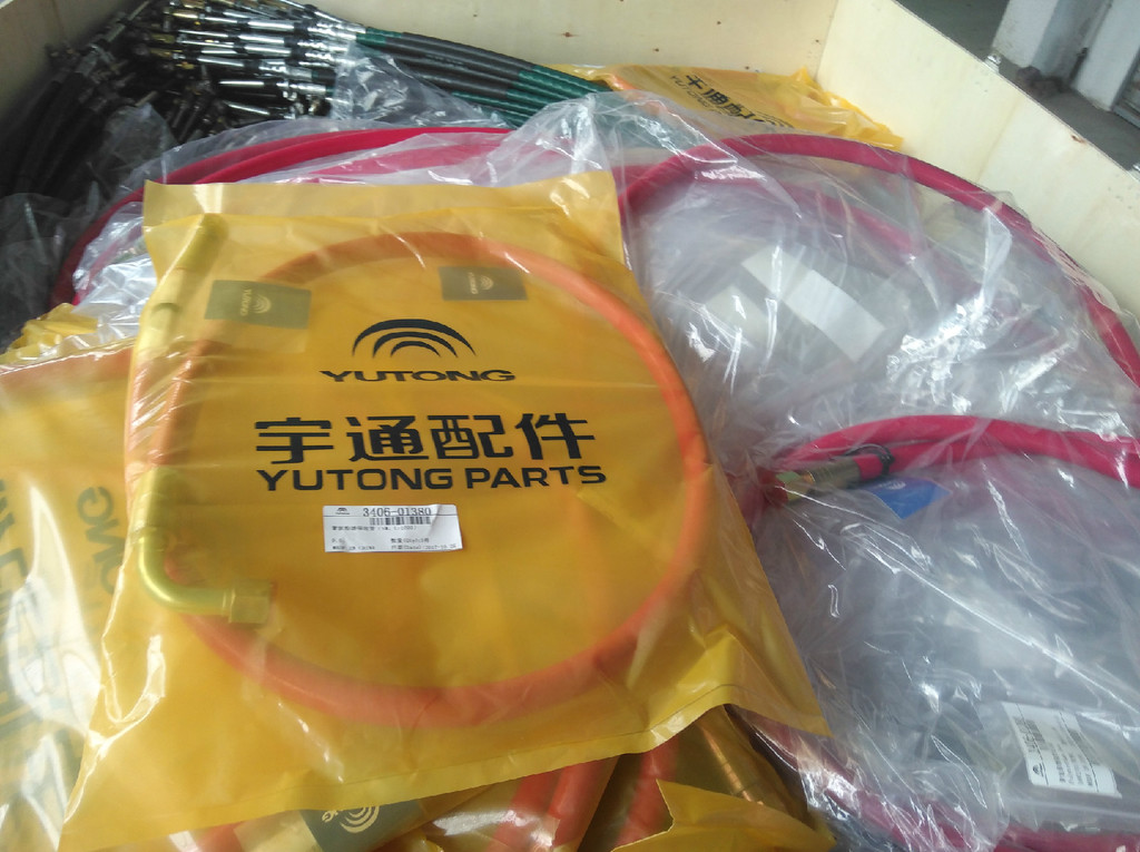 宇通客车 3406-01380 聚氨酯增强软管 宇通原厂配件