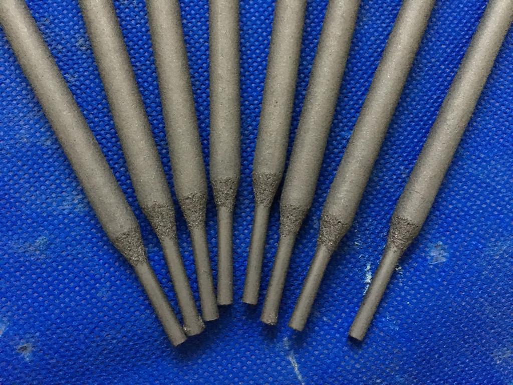 鑫泰D968 堆焊耐磨焊条 大量现货 价格低质量好 D968耐磨焊条