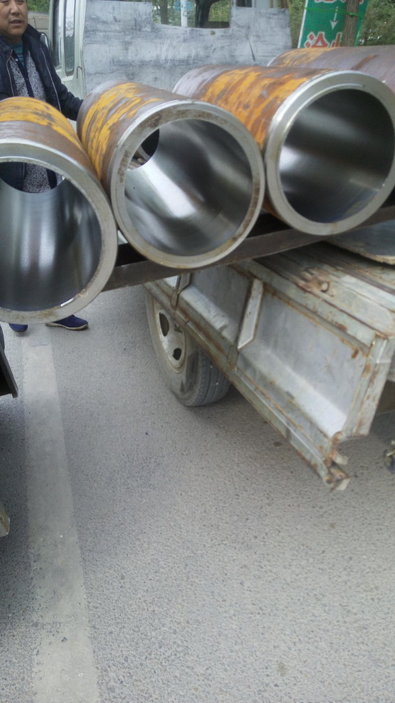 杭州绗磨管枣庄大口径液压缸筒45绗磨管... 油缸管