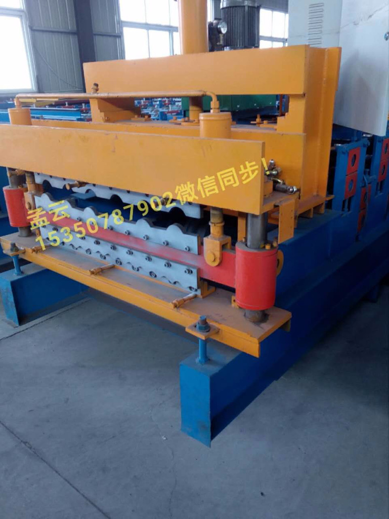 河北800-850 彩钢压瓦机     专业生产、质量保证
