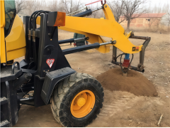 930 装载机挖坑机 钻孔机 小铲车钻桩机打坑铲车两用机